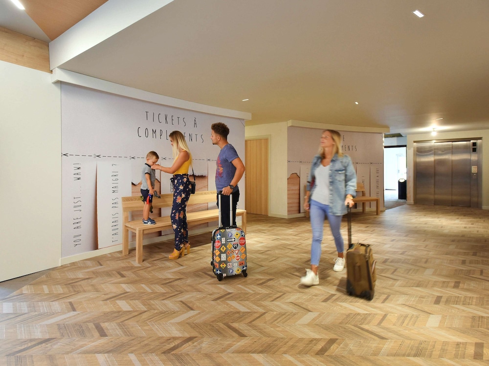 lobby