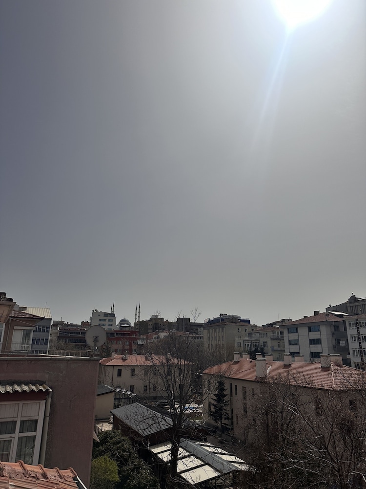 Mina 1 Hotel 48/50
