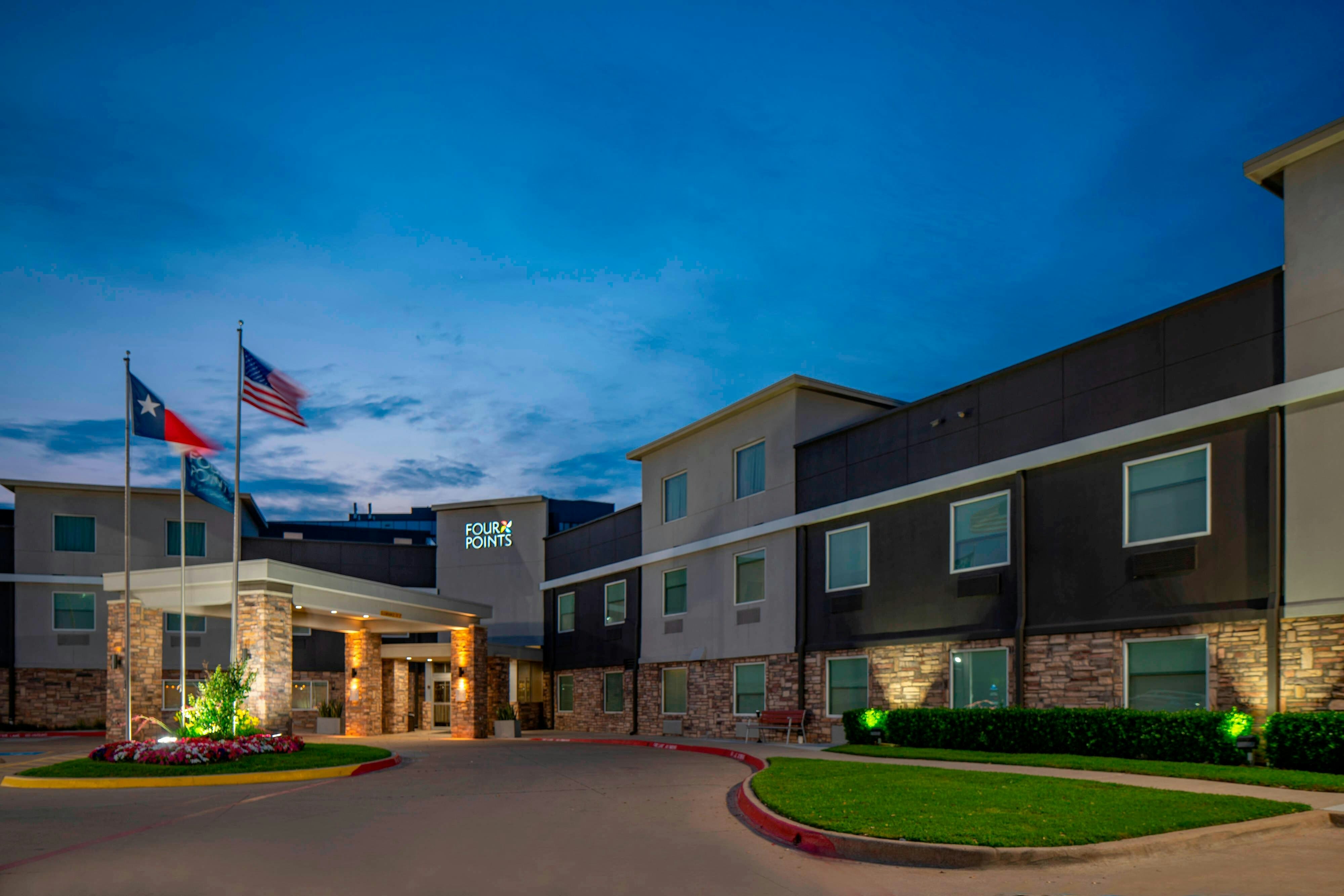 FOUR POINTS BY SHERATON DALLAS ARLINGTON ENTERTAINMENT DISTRICT
