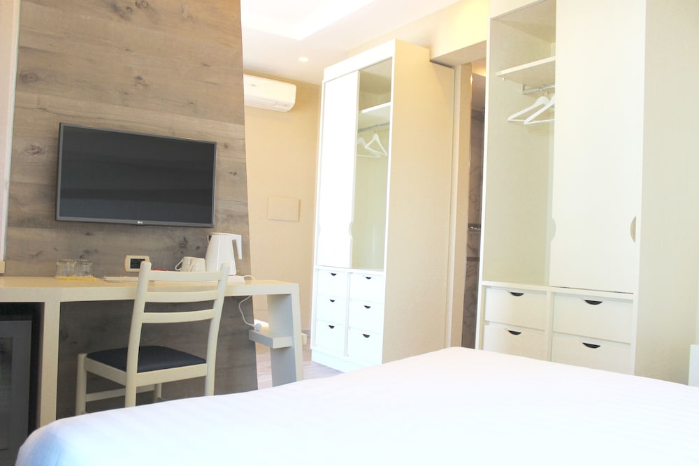 Astoria Vico Hotel 15/64