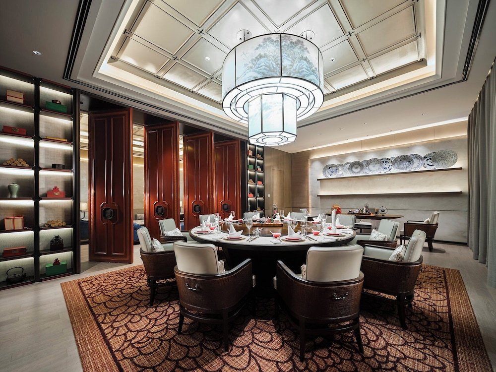 Hualuxe Hotels And Resorts Nanjing Yangtze River 37/50