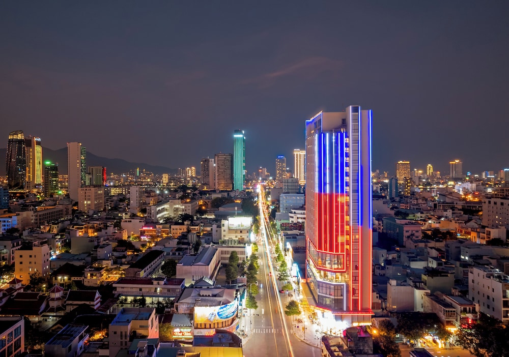 G8 Luxury Hotel and Spa Da Nang 5/66