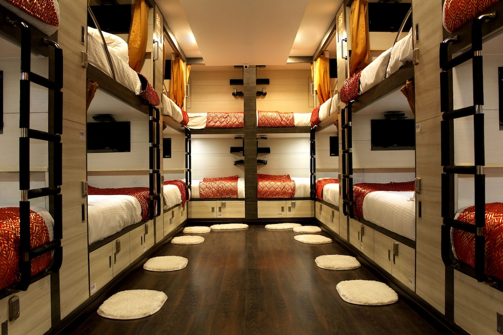 Hotel Kama International 29/40