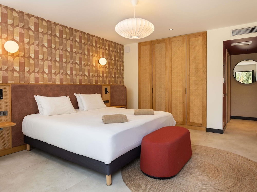 Mercure Brignoles Golf de Barbaroux and Spa 18/73