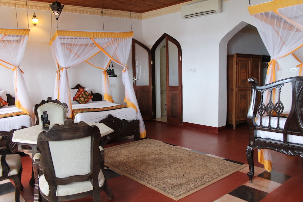 Mizingani Seafront Hotel 53/80