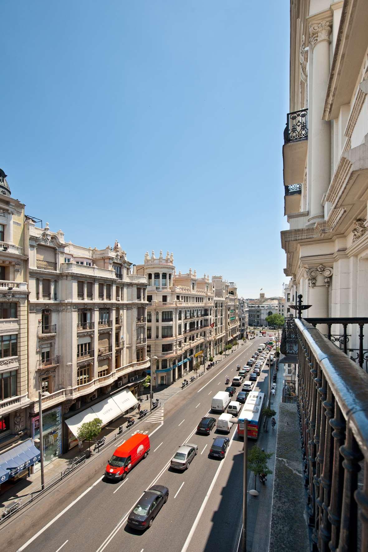 Catalonia Gran Via Madrid 52/60