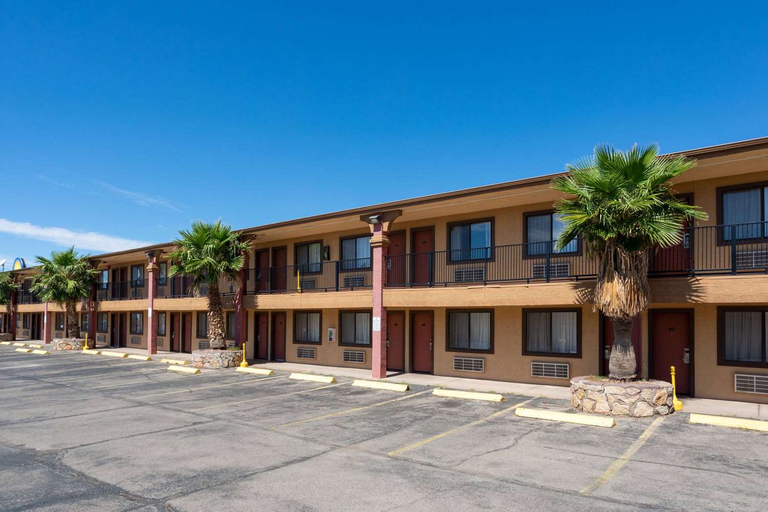 Days Inn by Wyndham Alamogordo/White Sands 4/22