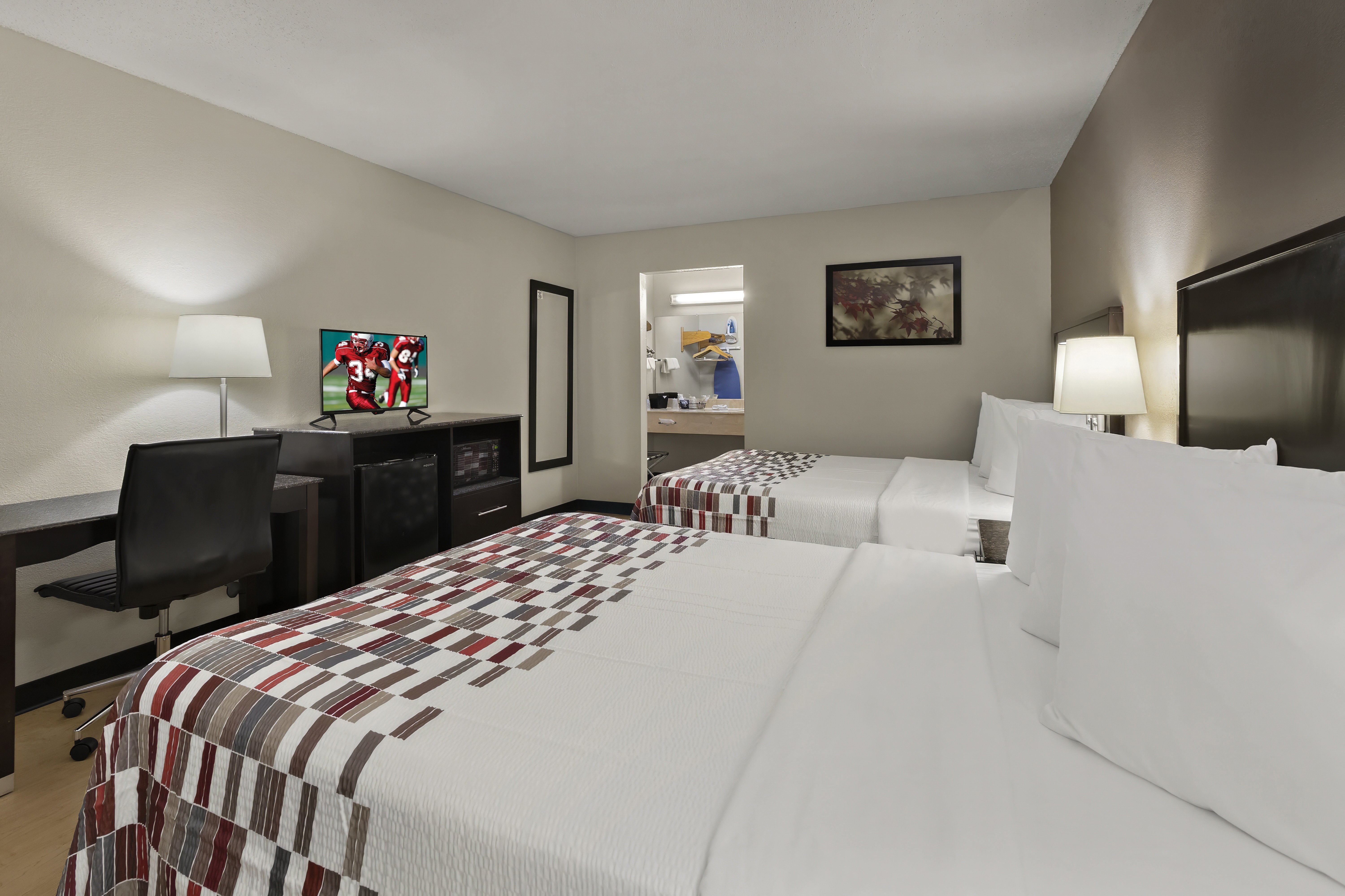 جناح بسريرين كوين، Red Roof Inn & Suites Cave City 6/7
