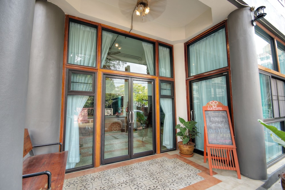 Saengpanya Home Boutique Hotel 3/65