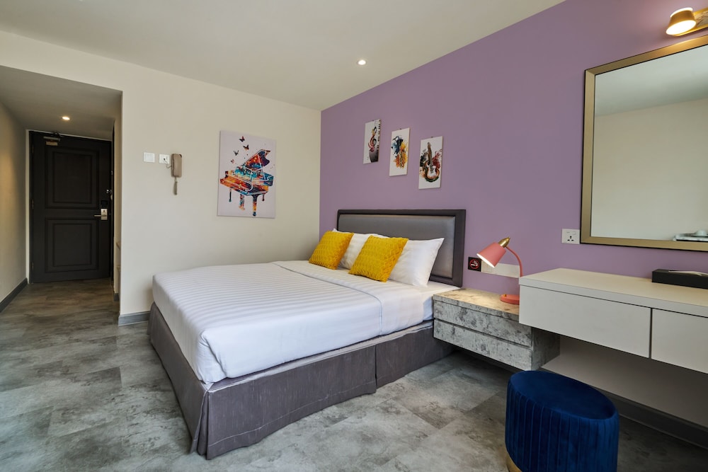 CLASSIC, DOUBLE BED
