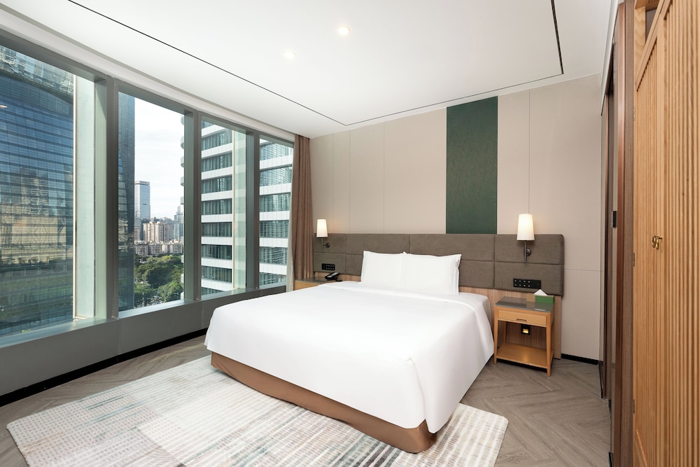 2 Bedrooms, Suite, Single Bed