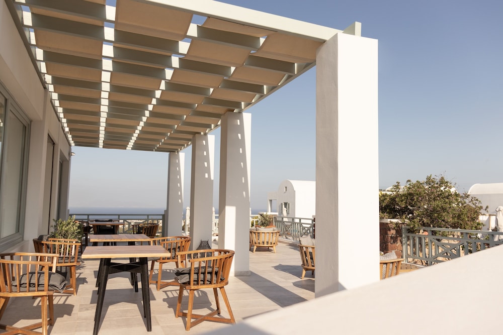 Astro Palace Suites And Spa 56/73