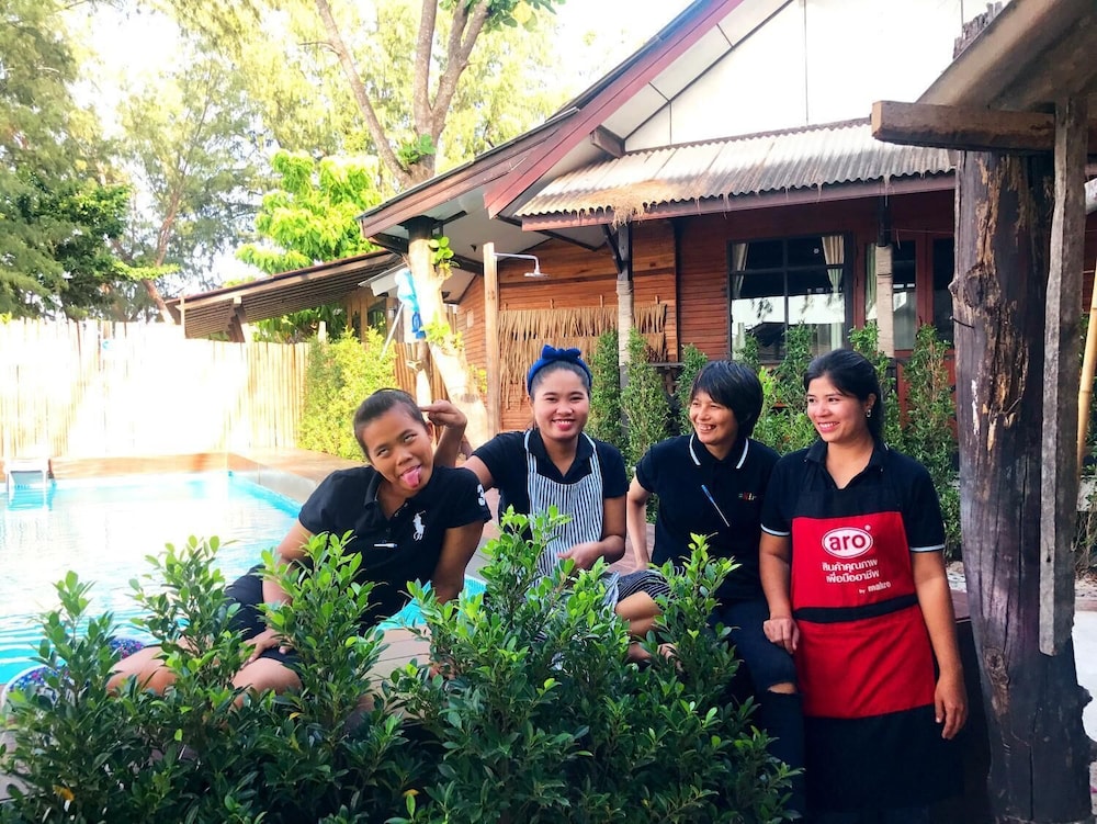 Kirati Beach Resort 3/40