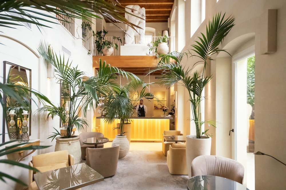 La Fiermontina Luxury Home Hotel 7/77