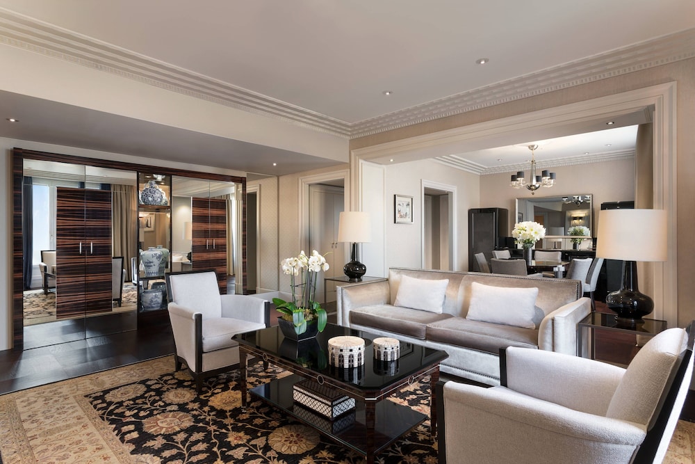 Prince de Galles A Luxury Collection Hotel Paris 62/80