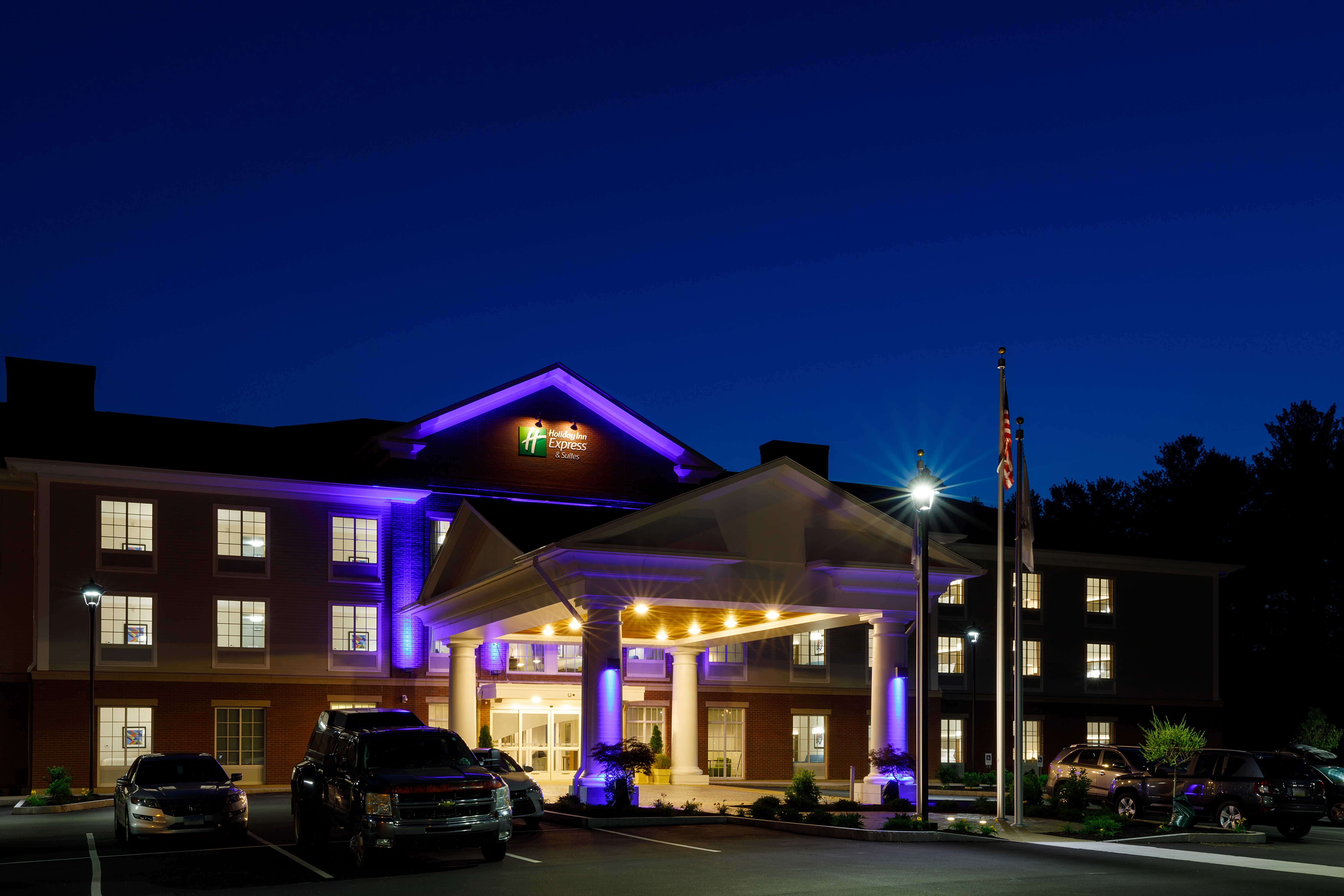 Holiday Inn Express Suites Sturbridge 2/54
