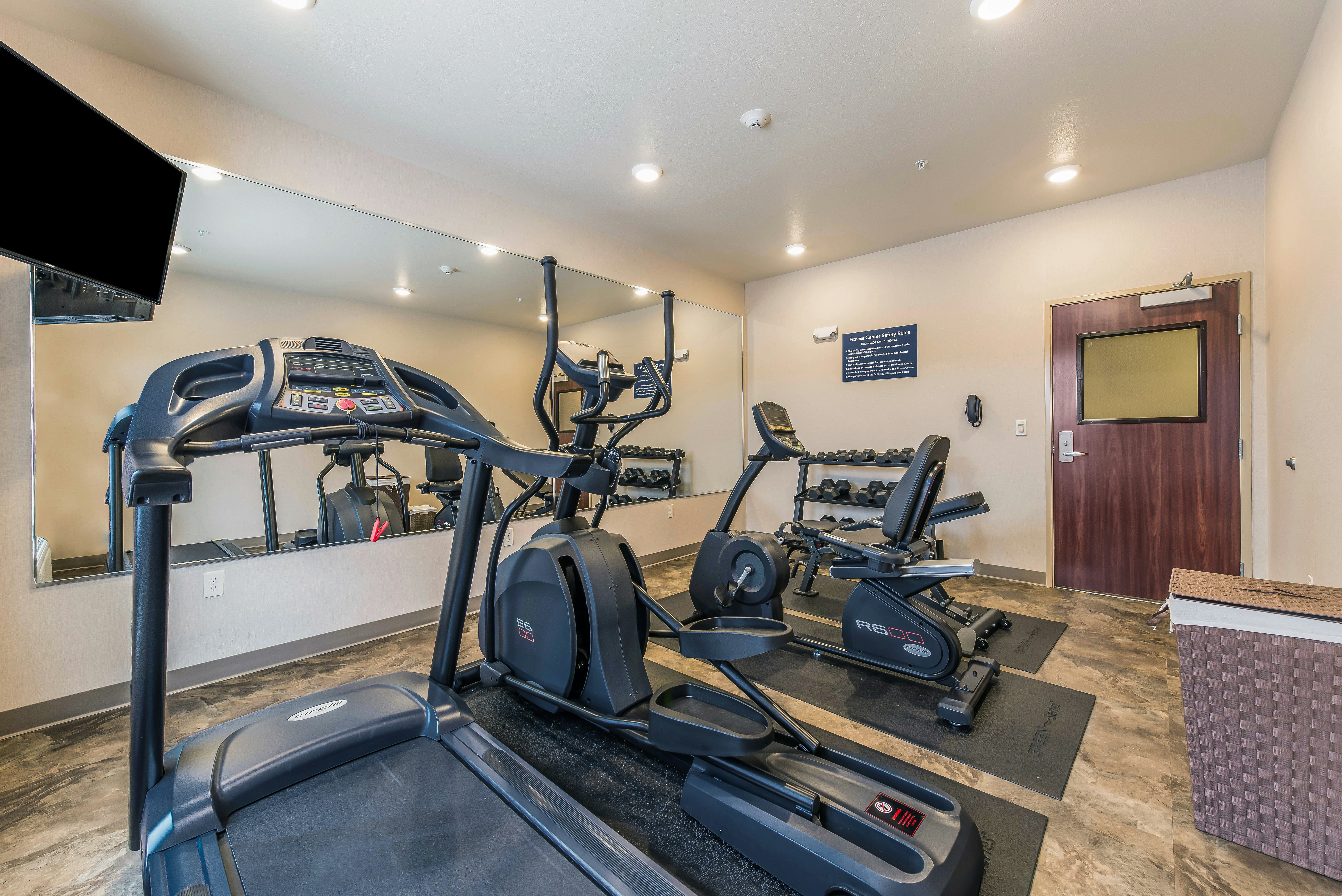 Cobblestone Hotel & Suites - Hutchinson 14/25