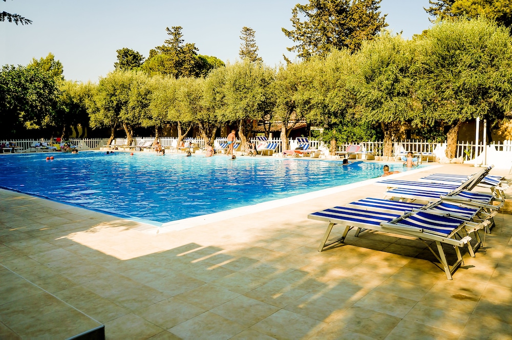 Hotel Baia del Sole 46/49