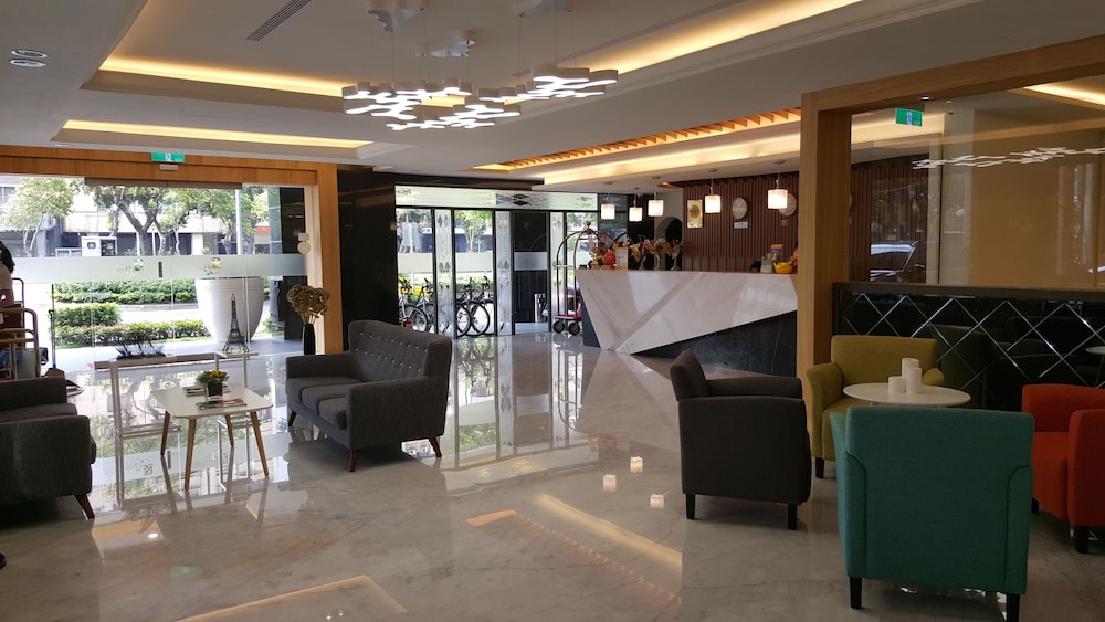 Sun Hotel 9/48