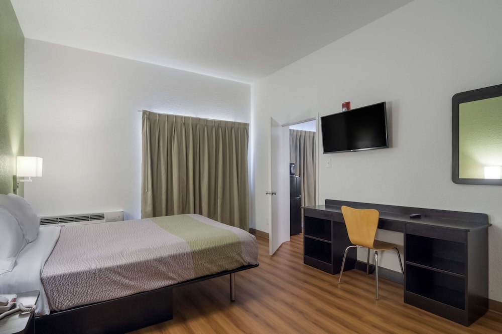 Motel6 Duncanville, TX - Dallas 21/46
