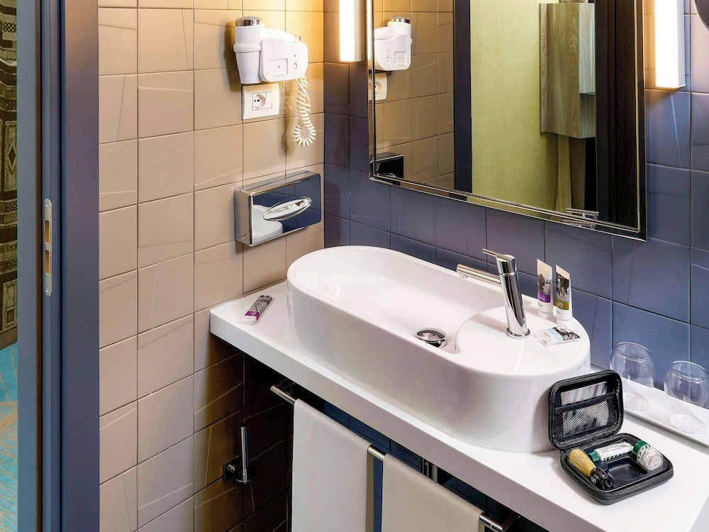 MERCURE FIRENZE CENTRO 73/73