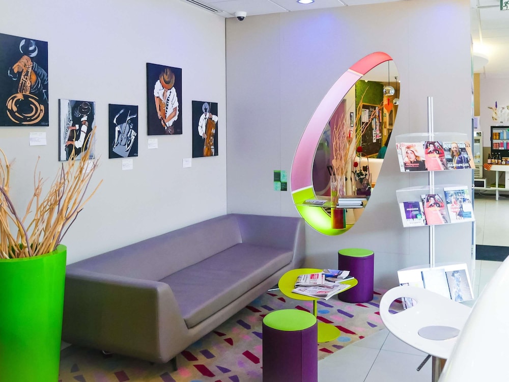 Ibis Styles Montbeliard Centre Velotte 42/68