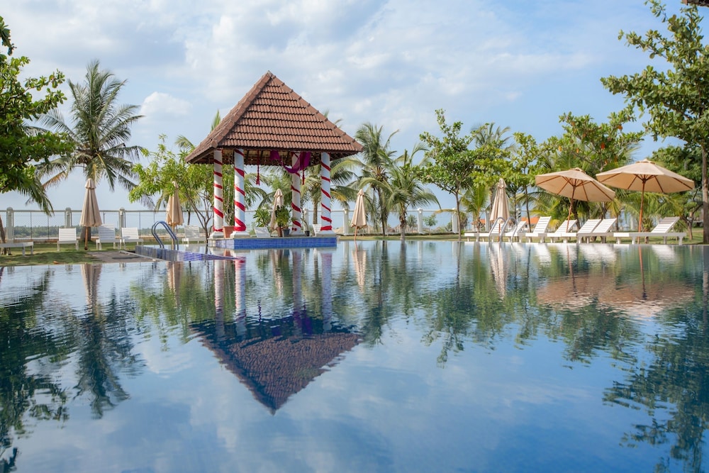 Le Pondy Resort 26/50