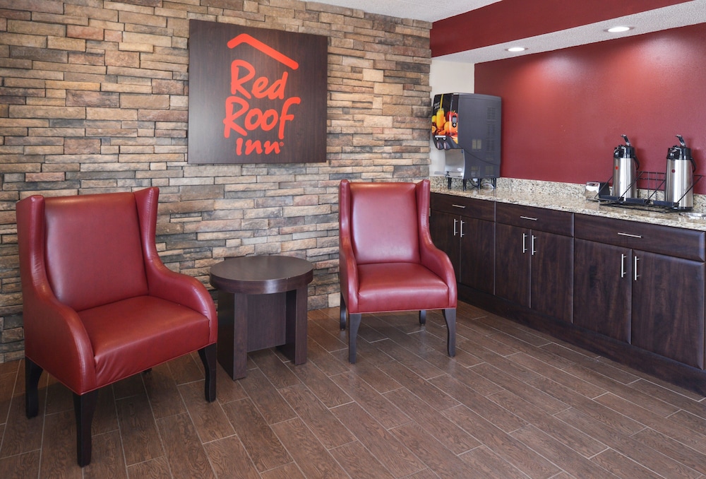 Red Roof Inn Champaign 4/23