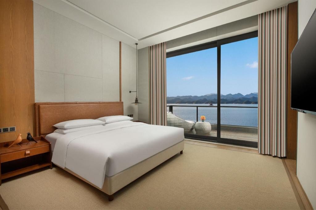 1 Bedroom, Ambassador