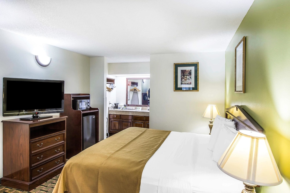 Quality Inn Eastman 17/43