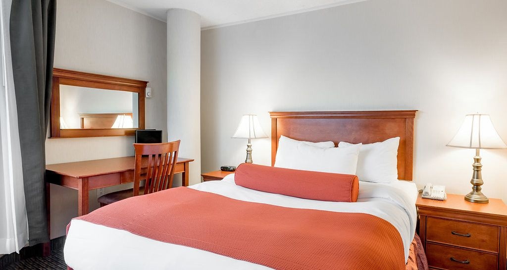 STANDARD, KING BED