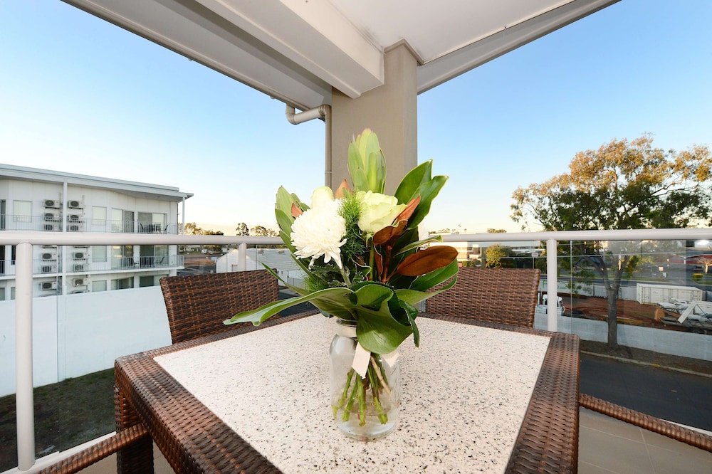 Oaks Moranbah Suites 53/54