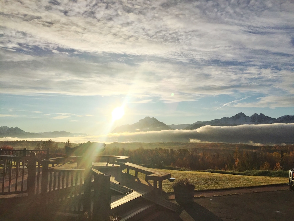 Pioneer Ridge Bed &amp; Breakfast Inn 21/24