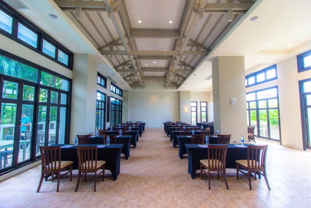 Mike Garden Resort Hotel 46/61