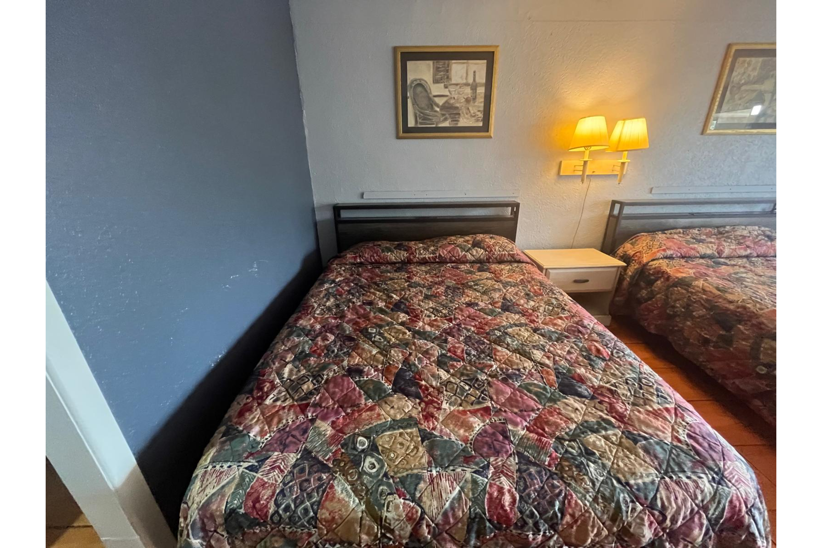 2 Queen Beds Non-Smoking