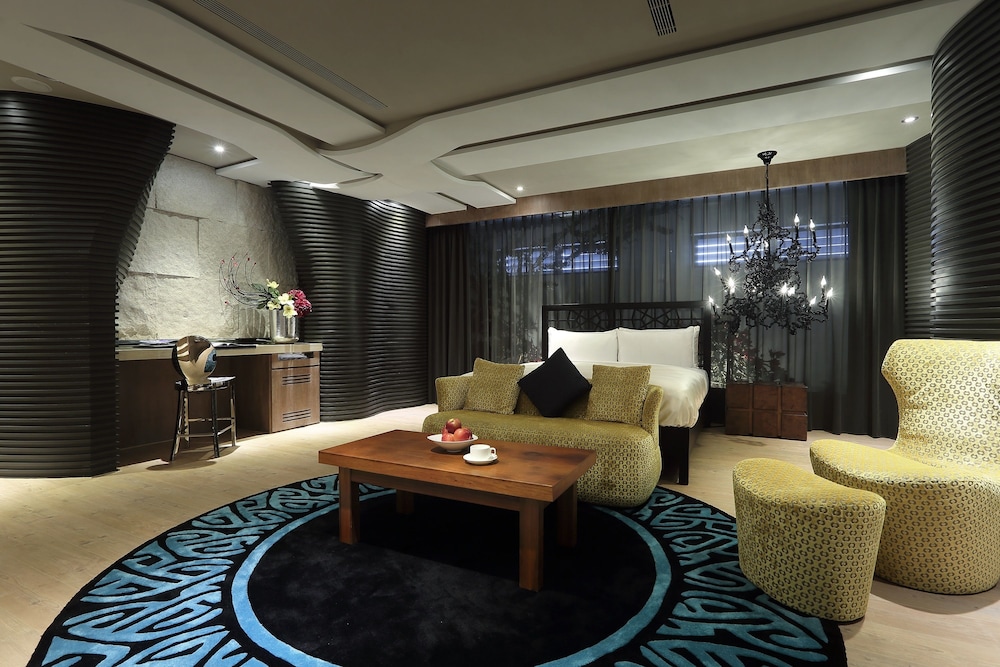 Puli Ease Hotel 45/60