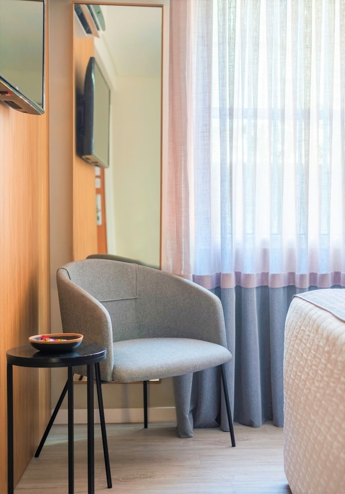 Melo Hotel 54/70