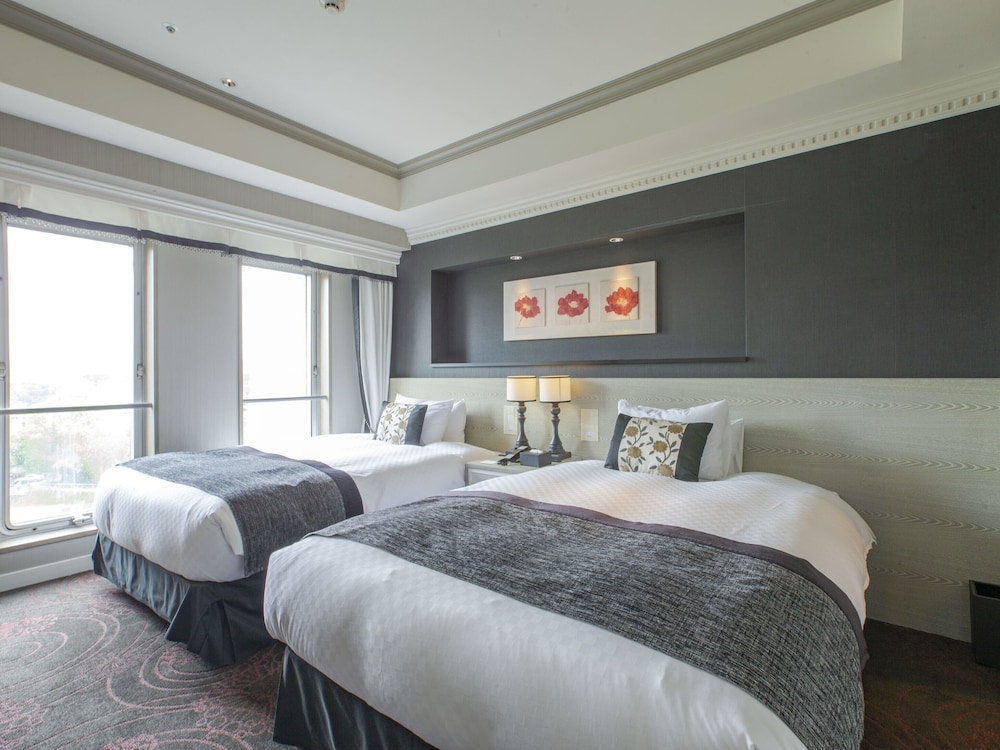 JUNIOR SUITE, EXECUTIVE, CASTLE VIEW