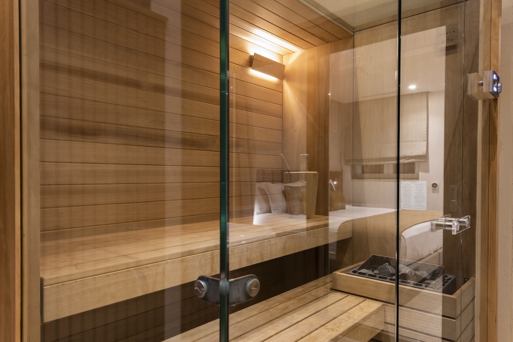 The Duke Boutique Hotel 25/50
