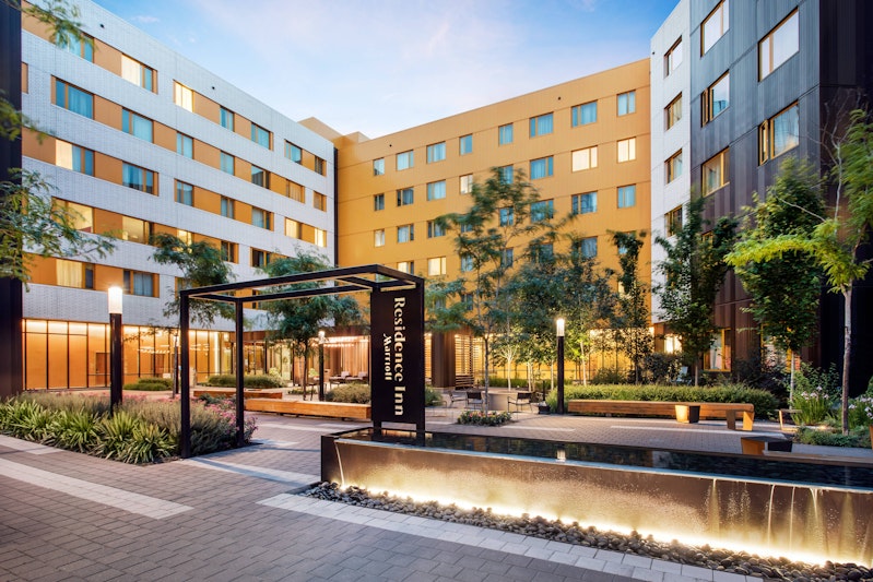 Residence Inn Portland Downtown/Pearl District 6/8