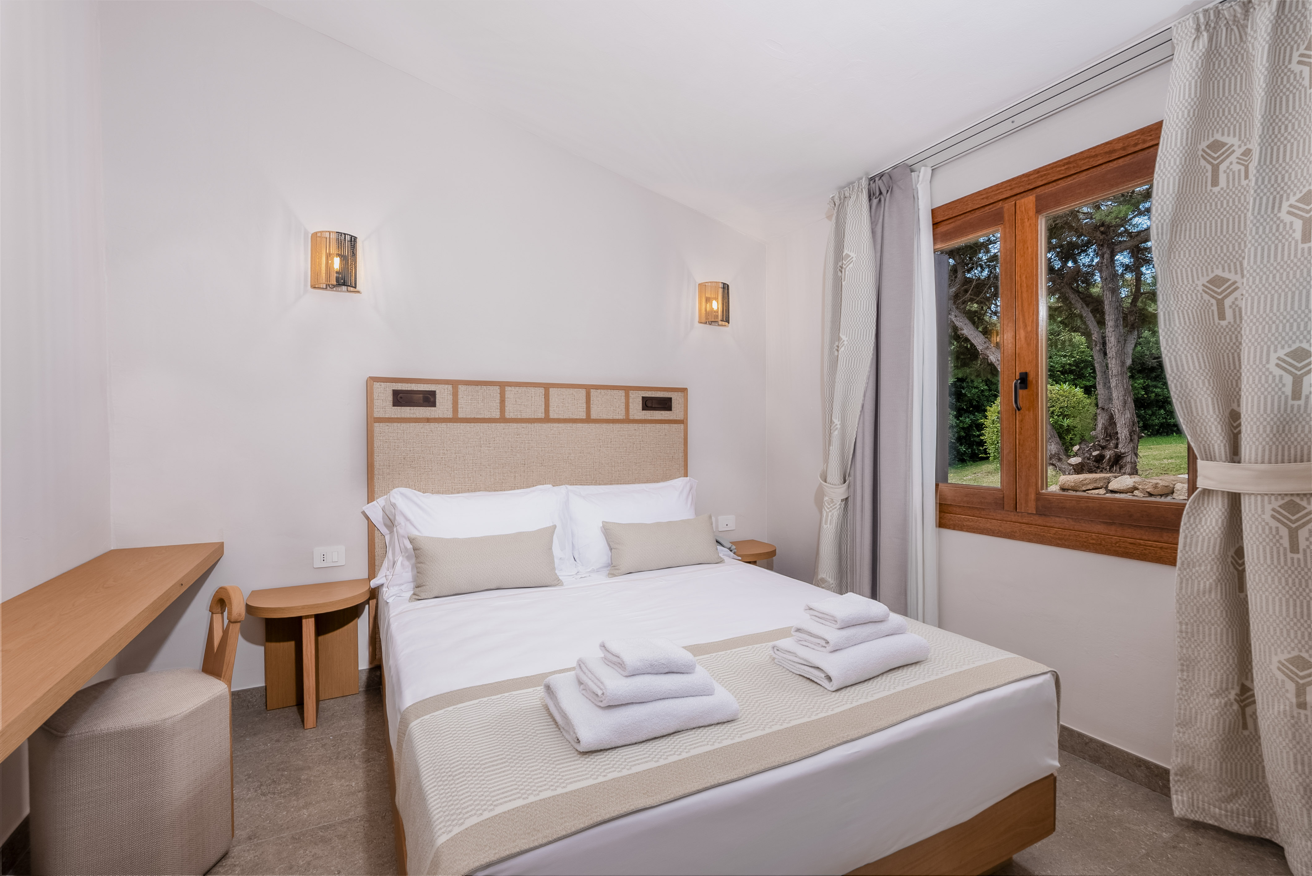 Junior suite garden view, Myo Hotel Rocce Sarde 9/10