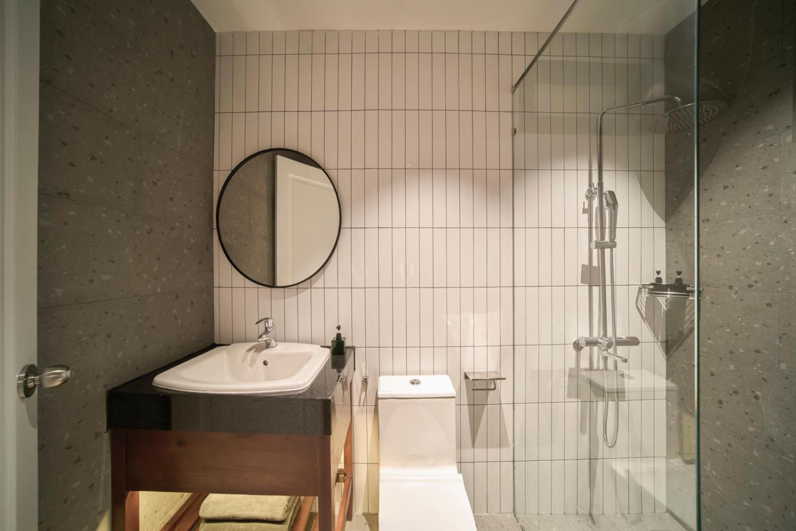 Express By M Village Nguyen The Loc, a brand of Modern Village Lifestyle 35/37