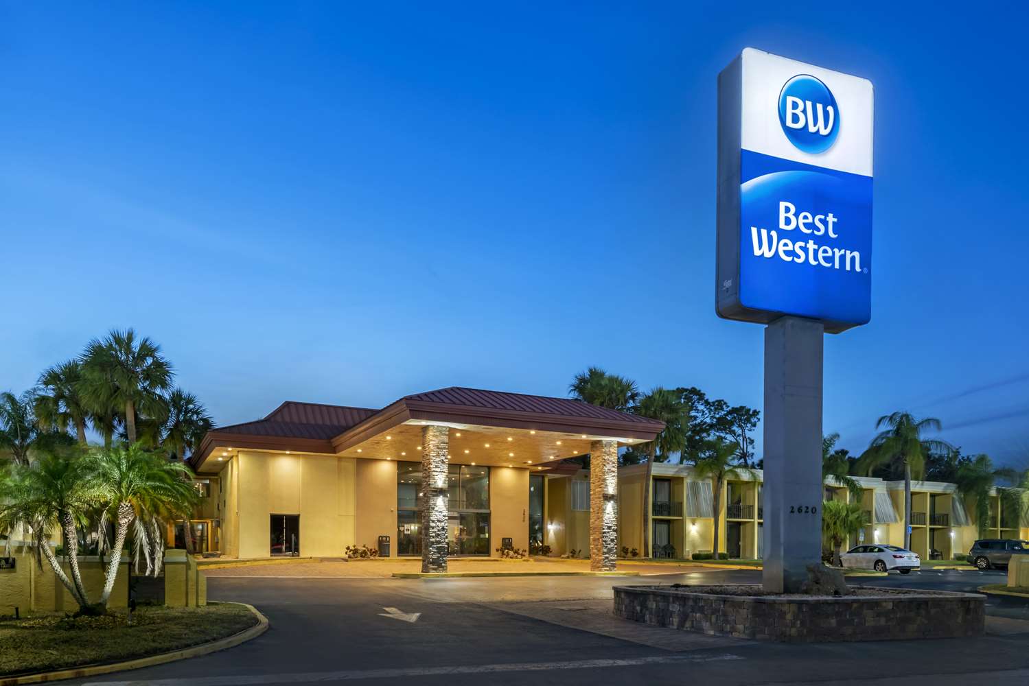 Best Western International Speedway Hotel 4/36