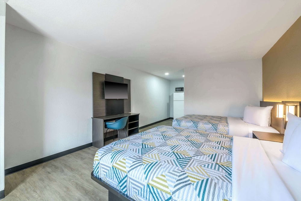 Motel6 Columbus, GA - Columbus Airport 10/27