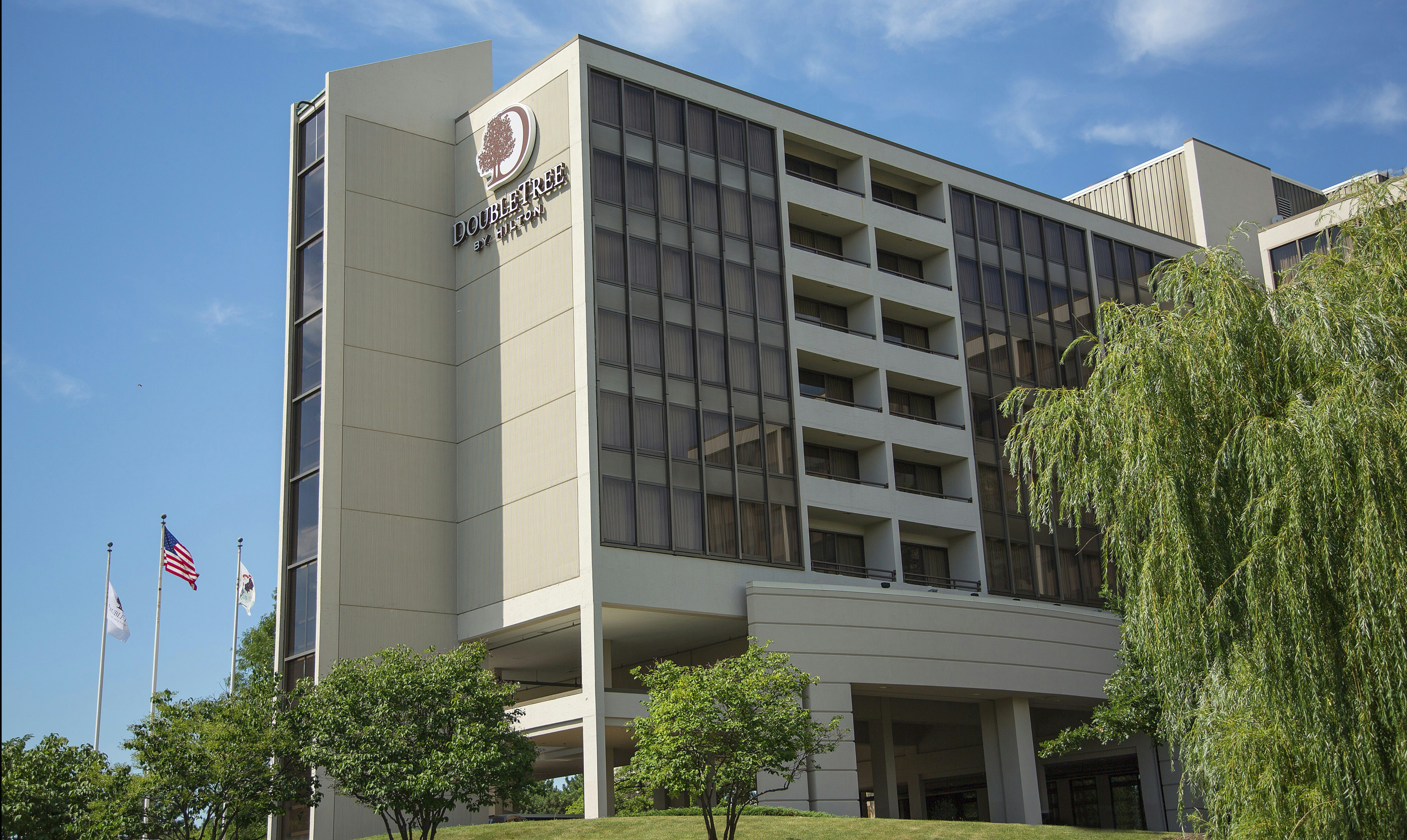 Doubletree By Hilton Chicago Oak Brook 1/32