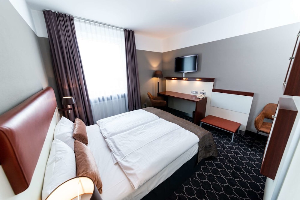 غرفة قياسية بسرير كوين، Hotel Kaiserhof 5/10
