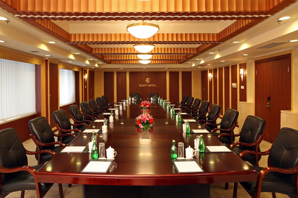 Dalian East Hotel 23/26