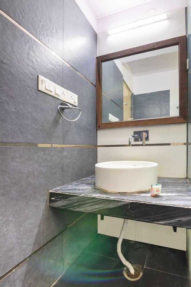 Oyo Rooms Rt Nagar Hmt Playground 21/21