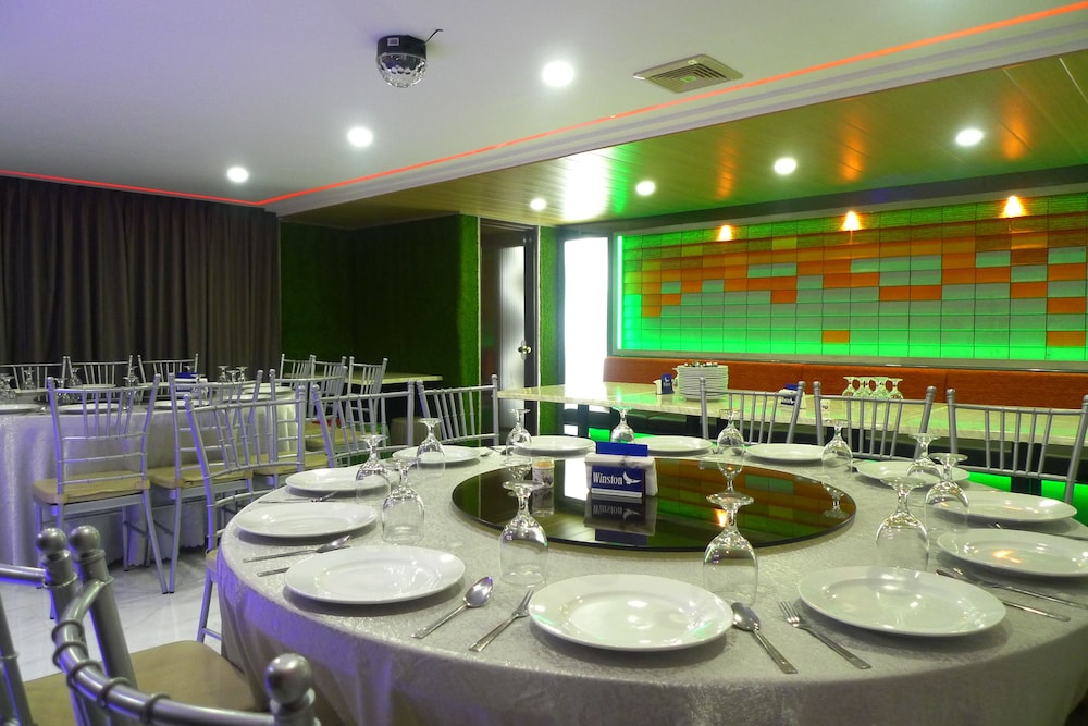 Star Plaza Hotel 41/54