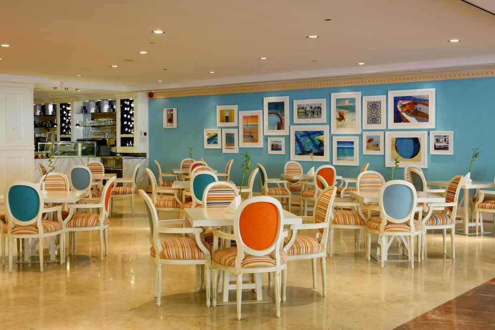 Coral Beach Resort Sharjah 18/37